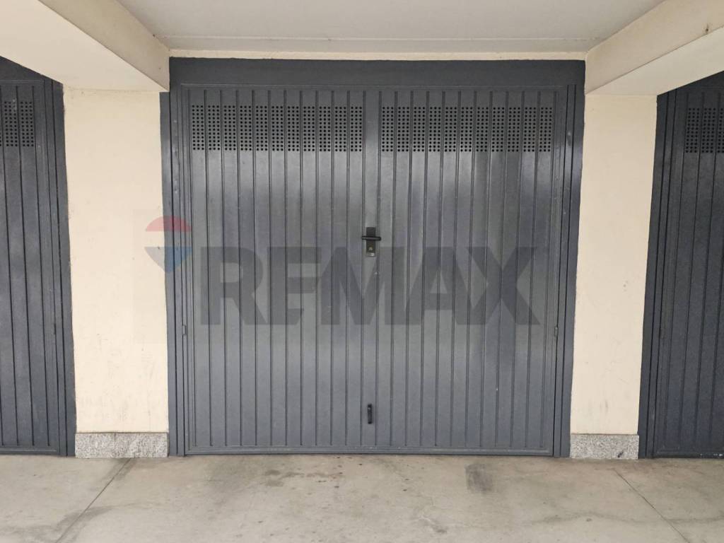 locale di sgombero in vendita a Tromello