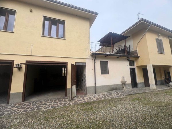 casa indipendente in vendita a Tromello