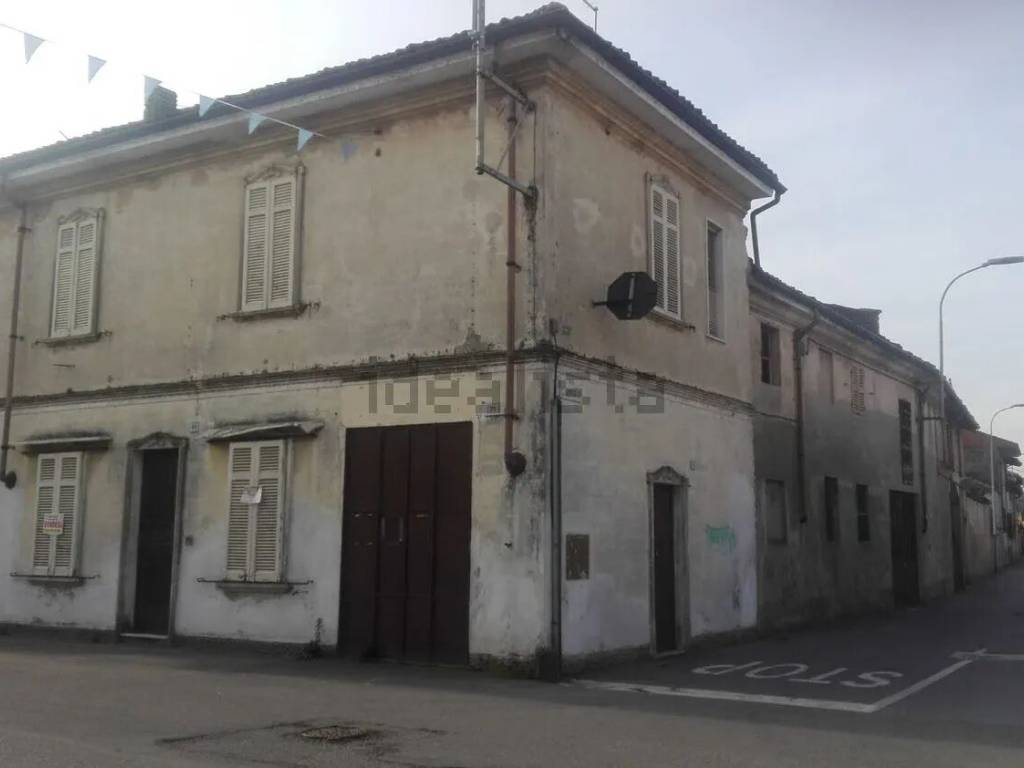 intera palazzina in vendita a Tromello
