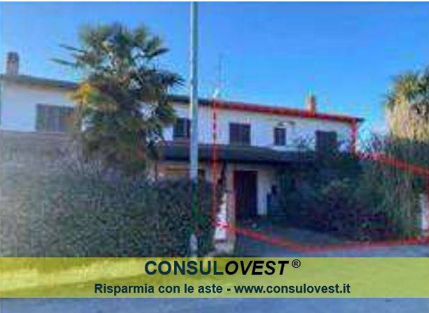 casa indipendente in vendita a Tromello