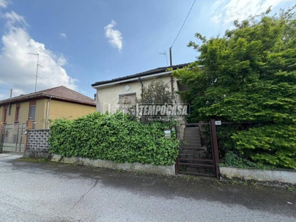 casa indipendente in vendita a Tromello