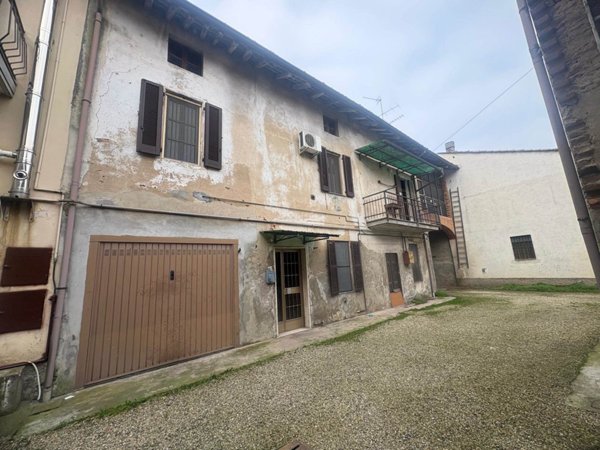 casa indipendente in vendita a Tromello