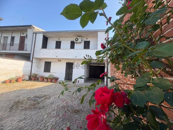 casa indipendente in vendita a Tromello
