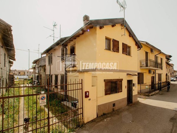 casa indipendente in vendita a Tromello