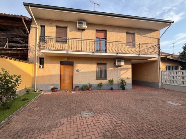 casa indipendente in vendita a Tromello