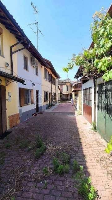 casa indipendente in vendita a Tromello