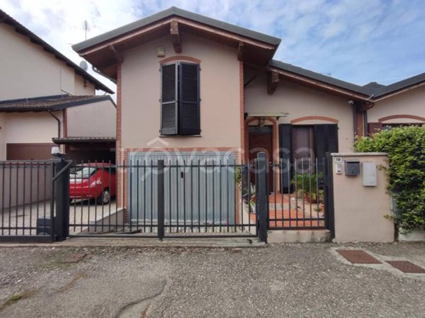 casa indipendente in vendita a Tromello