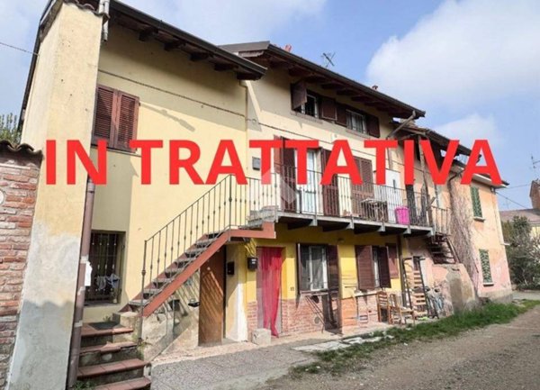 casa indipendente in vendita a Trovo