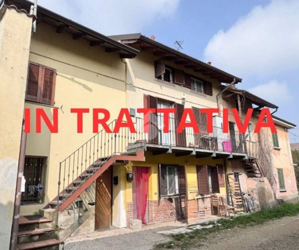 casa indipendente in vendita a Trovo