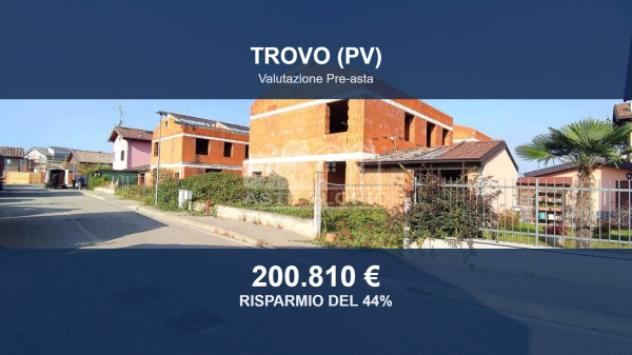 casa indipendente in vendita a Trovo