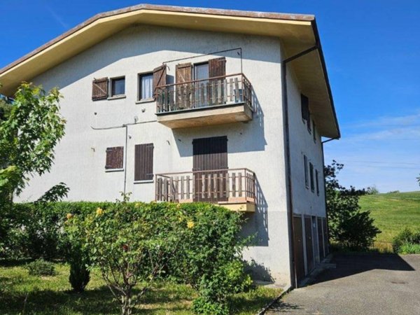 appartamento in vendita a Val di Nizza in zona Poggio Ferrato