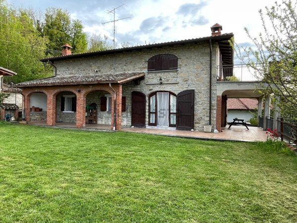 esavano in vendita a Val di Nizza