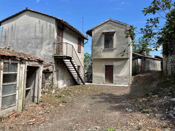 casa indipendente in vendita a Val di Nizza in zona Costa Croce