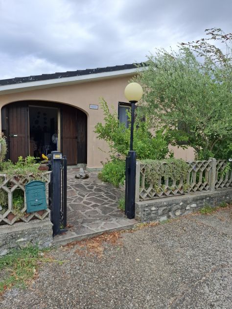 casa indipendente in vendita a Val di Nizza