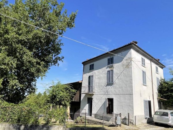 casa indipendente in vendita a Val di Nizza in zona Sant'Albano
