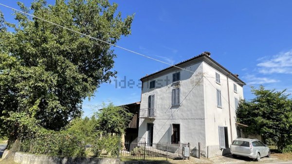 casa indipendente in vendita a Val di Nizza in zona Sant'Albano
