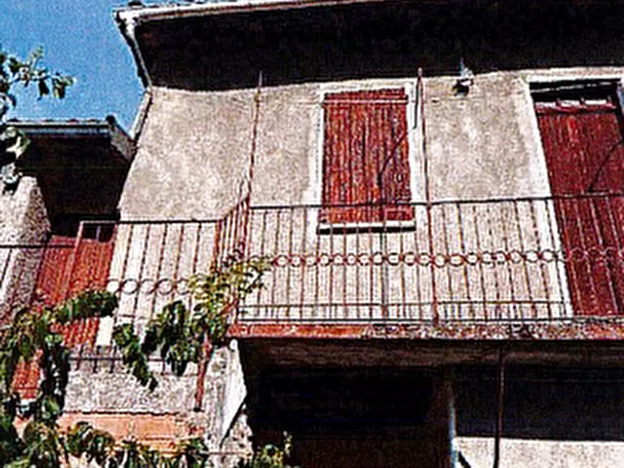 casa indipendente in vendita a Val di Nizza