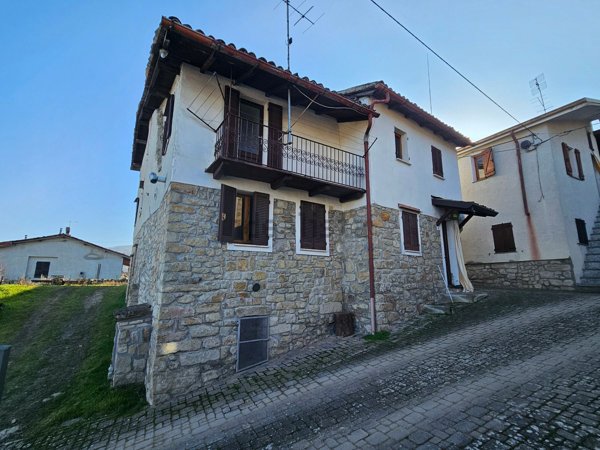 appartamento in vendita a Val di Nizza in zona Monticelli