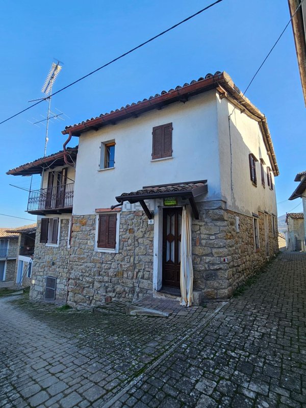 appartamento in vendita a Val di Nizza in zona Monticelli