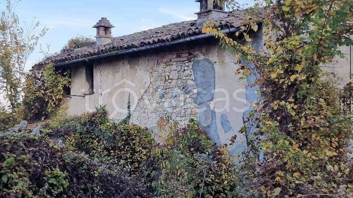casa indipendente in vendita a Val di Nizza in zona Montacuto