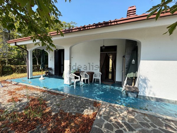 casa indipendente in vendita a Val di Nizza in zona Sant'Albano