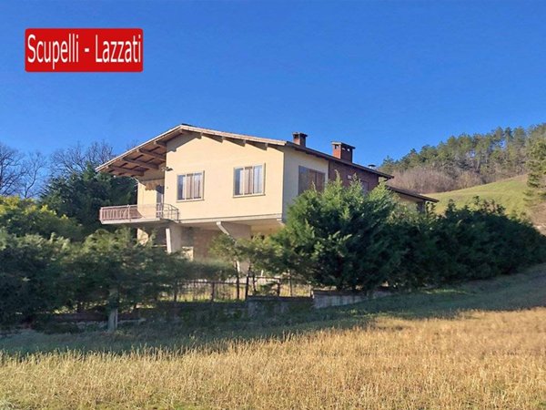casa indipendente in vendita a Val di Nizza in zona Poggio Ferrato