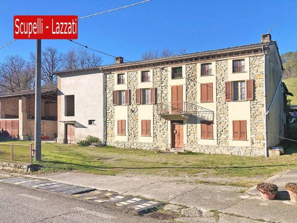 casa indipendente in vendita a Val di Nizza