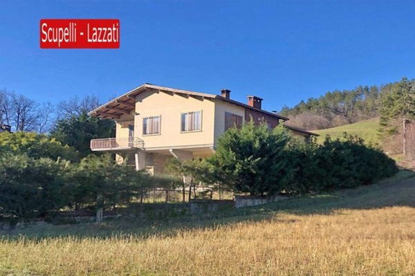 casa indipendente in vendita a Val di Nizza in zona Poggio Ferrato