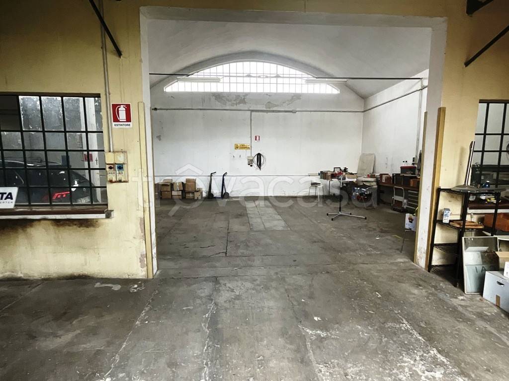 locale commerciale in vendita a Valle Lomellina