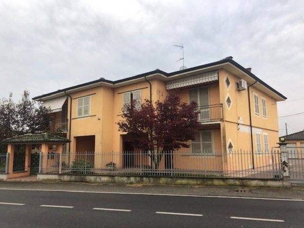 casa indipendente in vendita a Valle Lomellina