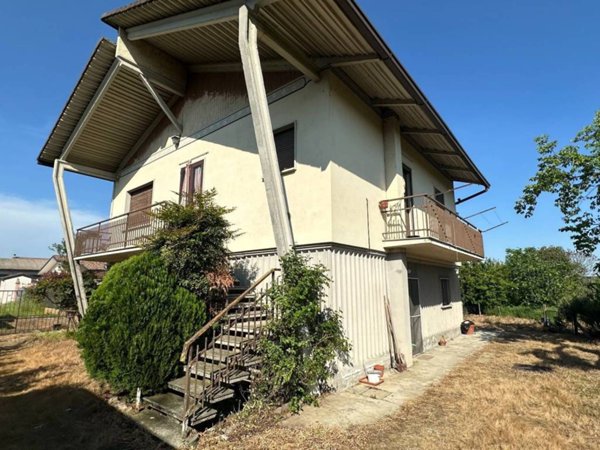casa indipendente in vendita a Valle Lomellina