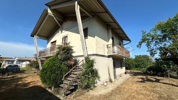 casa indipendente in vendita a Valle Lomellina