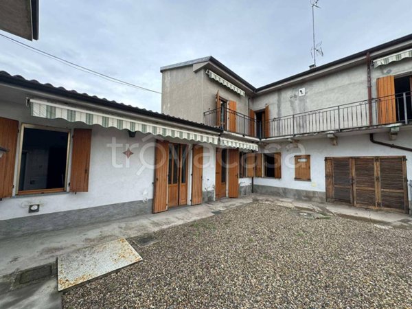 casa indipendente in vendita a Valle Lomellina
