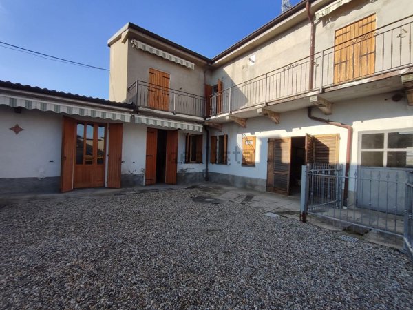 appartamento in vendita a Valle Lomellina