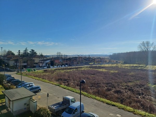 appartamento in vendita a Valle Salimbene