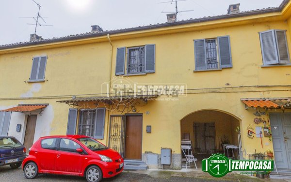 appartamento in vendita a Valle Salimbene