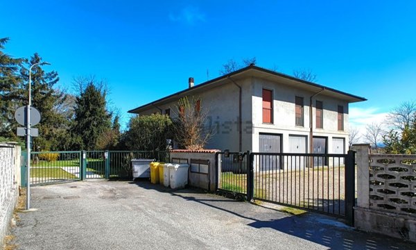 appartamento in vendita a Valle Salimbene