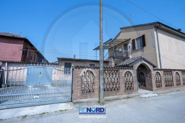 casa indipendente in vendita a Valle Salimbene in zona Motta San Damiano
