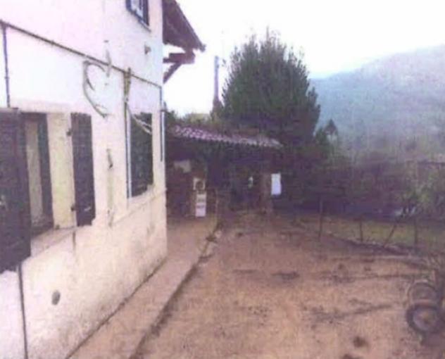 appartamento in vendita a Varzi in zona Casa Fiori