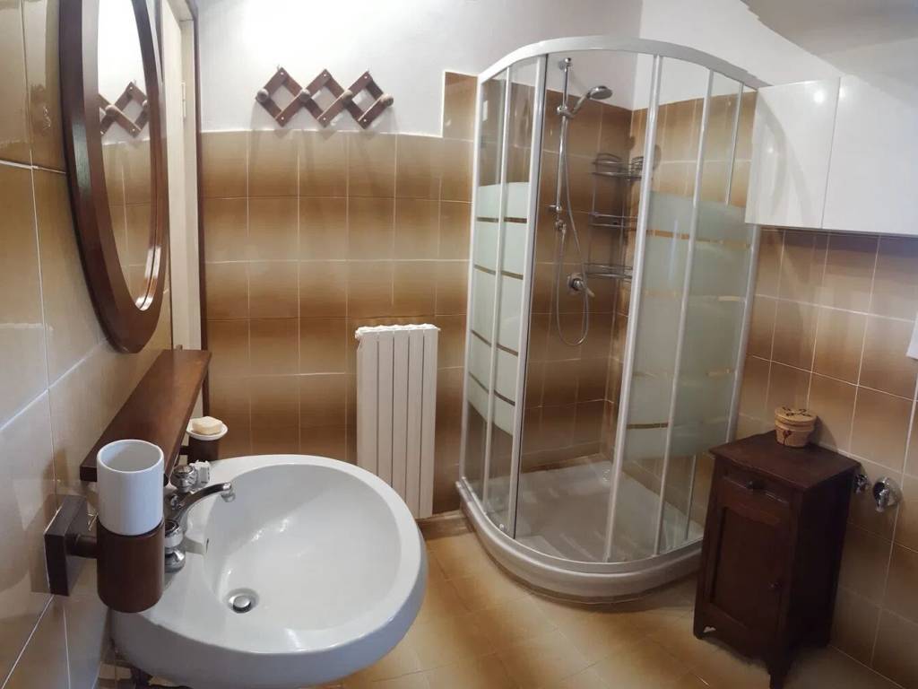 casa indipendente in vendita a Varzi