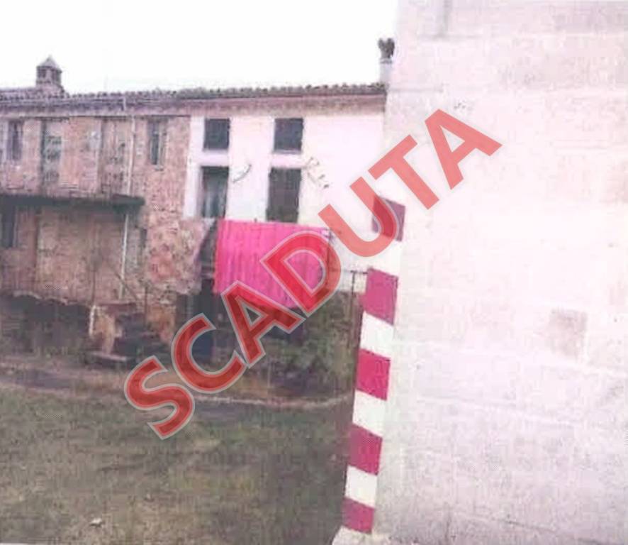 appartamento in vendita a Varzi in zona Casa Fiori