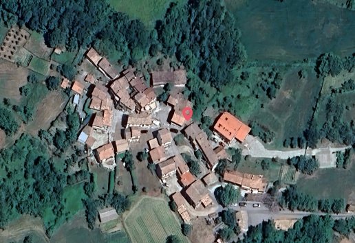 pentavano in vendita a Varzi in zona Casa Fiori