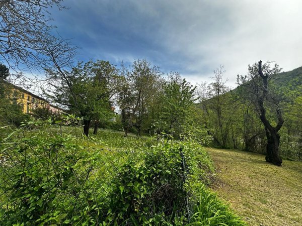 casa indipendente in vendita a Varzi in zona San Martino