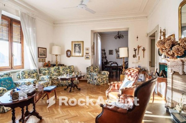 casa indipendente in vendita a Varzi