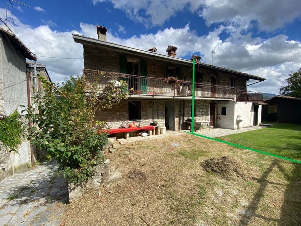 casa indipendente in vendita a Varzi