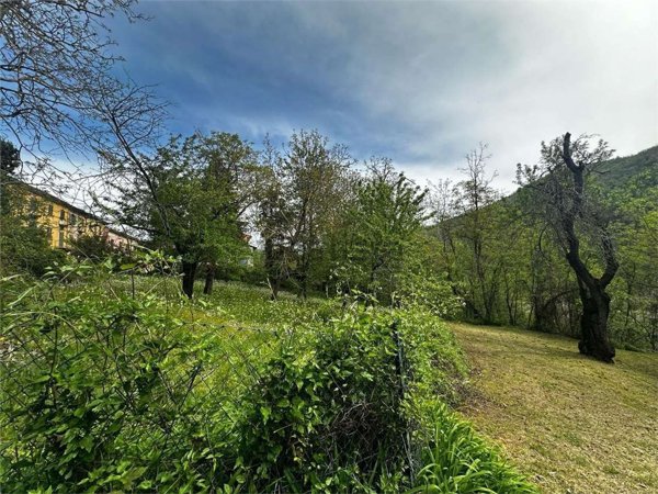 casa indipendente in vendita a Varzi in zona San Martino