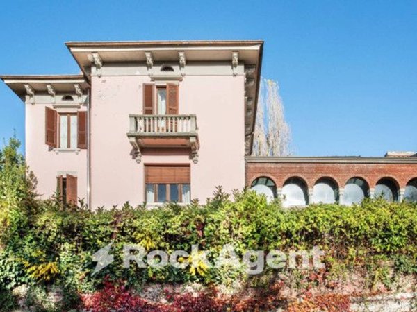 casa indipendente in vendita a Varzi