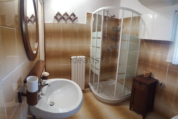 casa indipendente in vendita a Varzi