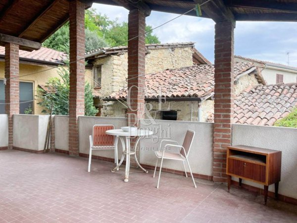 casa indipendente in vendita a Varzi