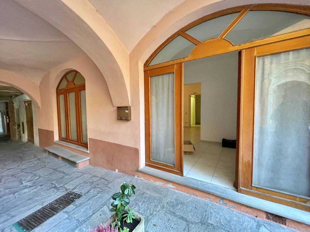 negozio in vendita a Varzi